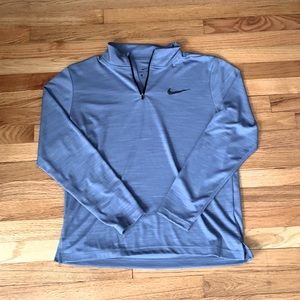 Mens Nike dry fit pull over. Size Medium